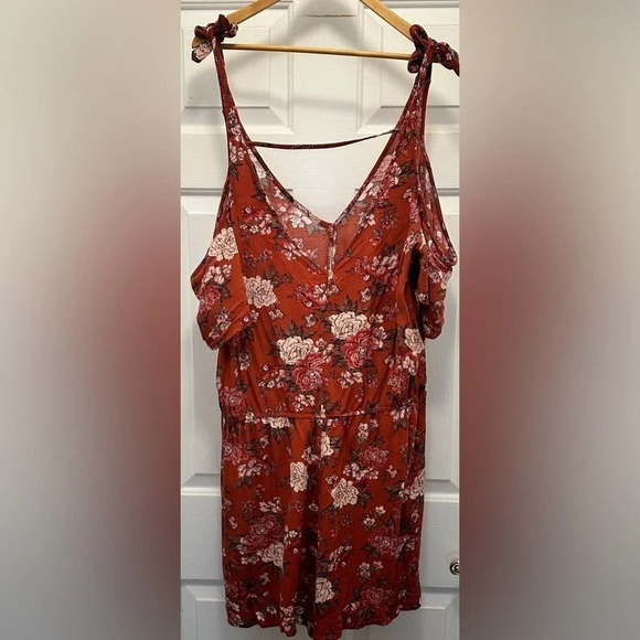 American Eagle Women’s Floral Romper Size XXL - Picture 2 of 8